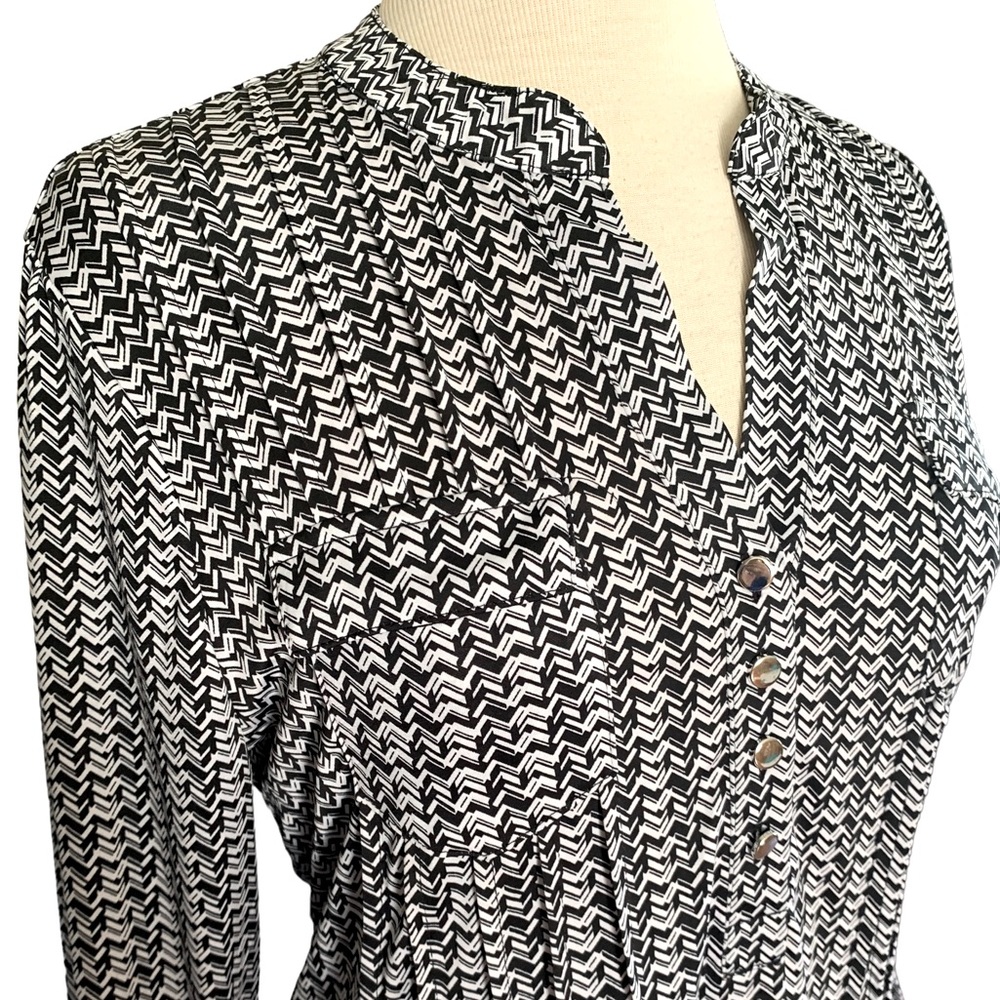 COCOMO Large 3/4 sleeve White Black women’s Pintuck Blouse top shirt - Picture 3 of 10